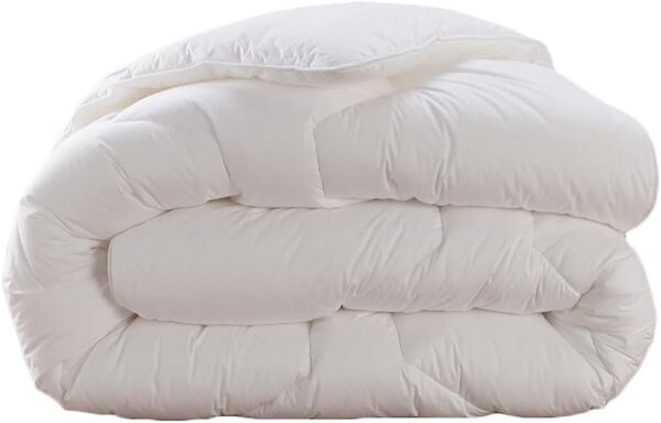 DODO I Couette Très Chaude Traitée Anti-Acarien 240x260 I pour Lit 2 Personnes I Circulation de l'air optimale I Protection Active I Fabriqué en France I Lavable en Machine