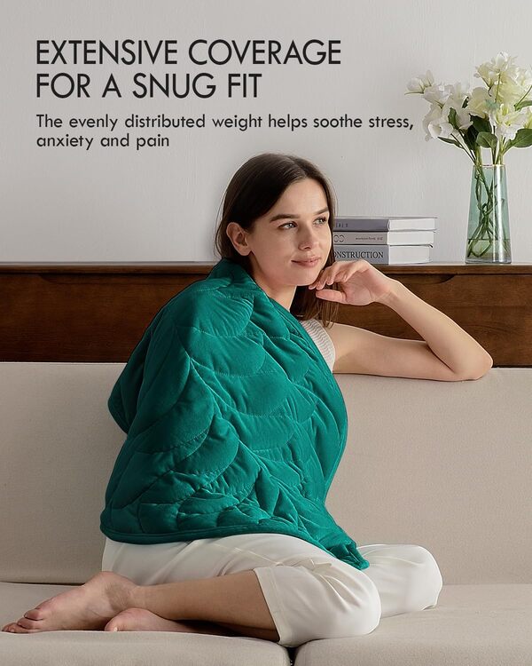 Kaisa Petite Couverture lestée pour Adultes de 2,3 kg, 63,5 x 88,9 cm, Tapis lesté en Forme de Feuille, Couverture lestée de Voyage Portable pour la Relaxation, Couverture Toutes Saisons, Lavable en