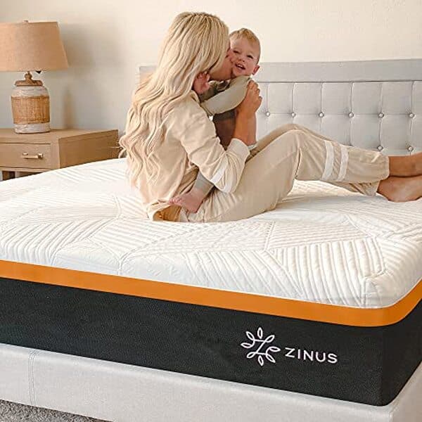 Découvrez notre avis sur le matelas Zinus Cooling Copper 160x200 cm. Bénéficiez d'un sommeil réparateur grâce à sa technologie fraîcheur et son confort inégalé. Adapté à toutes les saisons, ce matelas hybride révolutionne votre repos.