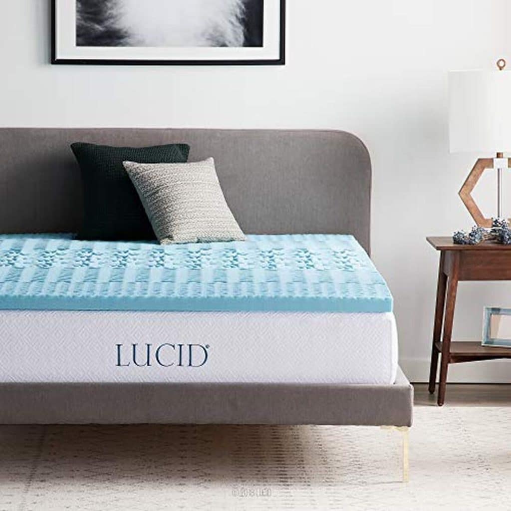 Test du surmatelas Lucid : mousse mémoire et gel rafraîchissant